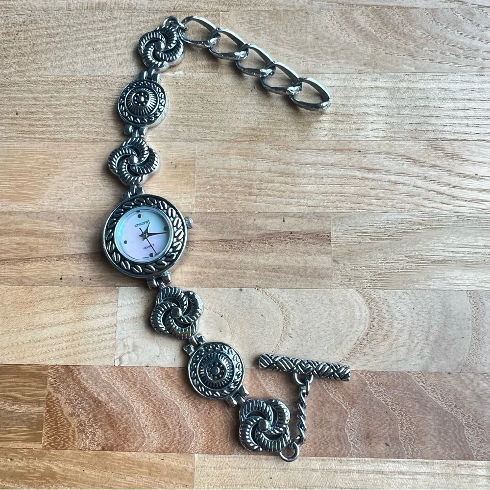 Chico’s ladies silver tone bracelet watch NEW BATTERY